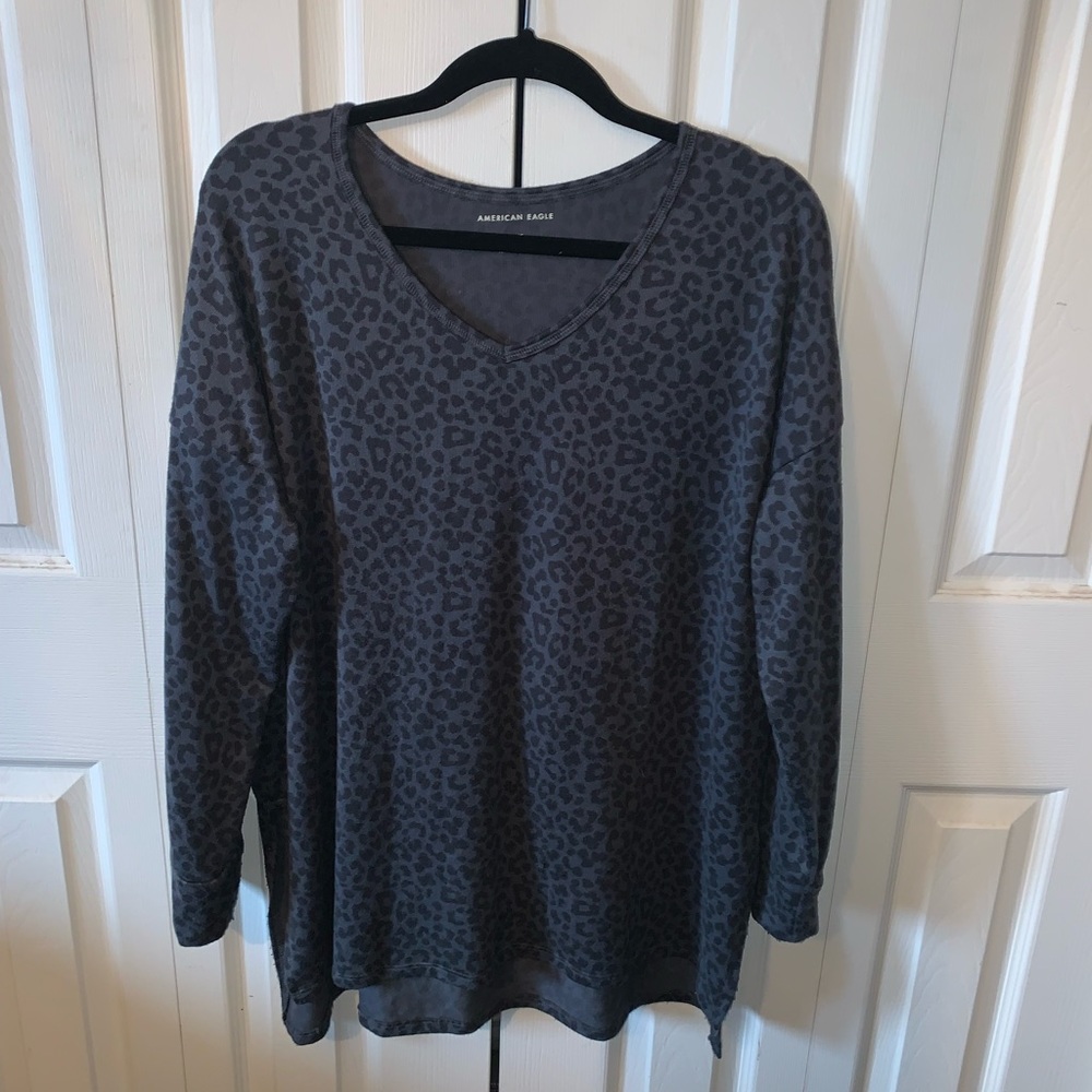 Oversized long sleeve top!!